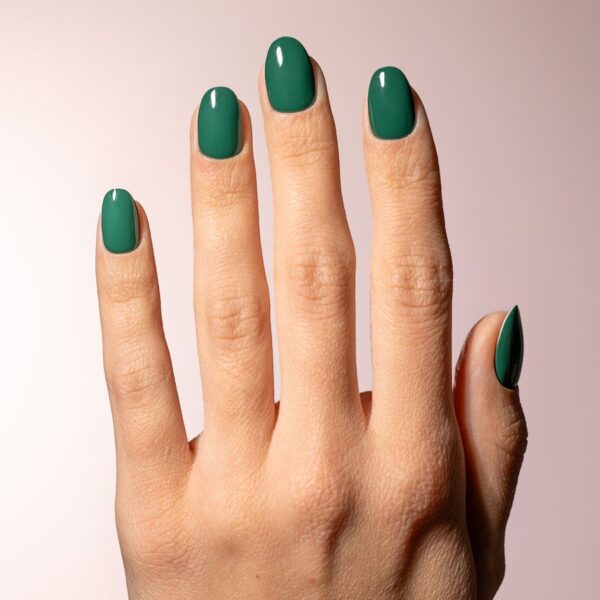 esmalte-gel-semipermanente-soak-off-sp044-verde-bosque-mano-simply-musa GEL SEMIPERMANENTE VERDE BOSQUE