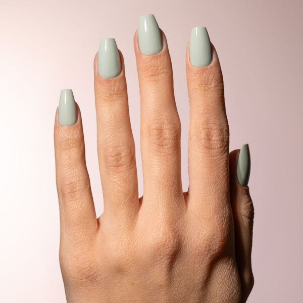 esmalte-gel-semipermanente-soak-off-sp046-verde-pastel-mano-simply-musa GEL SEMIPERMANENTE VERDE PASTEL